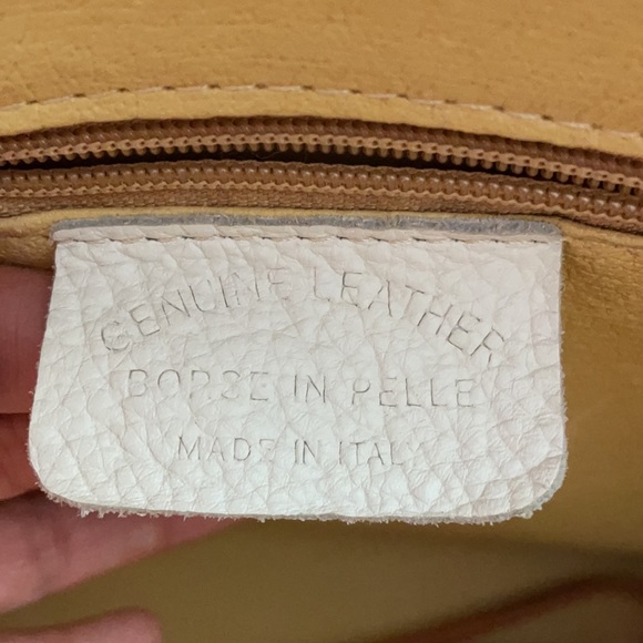 Orange leather handbag - Picture 2 of 8